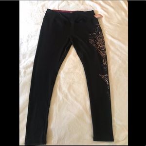 •MAURICES inMotion• Maroon Black Print Leggings XL